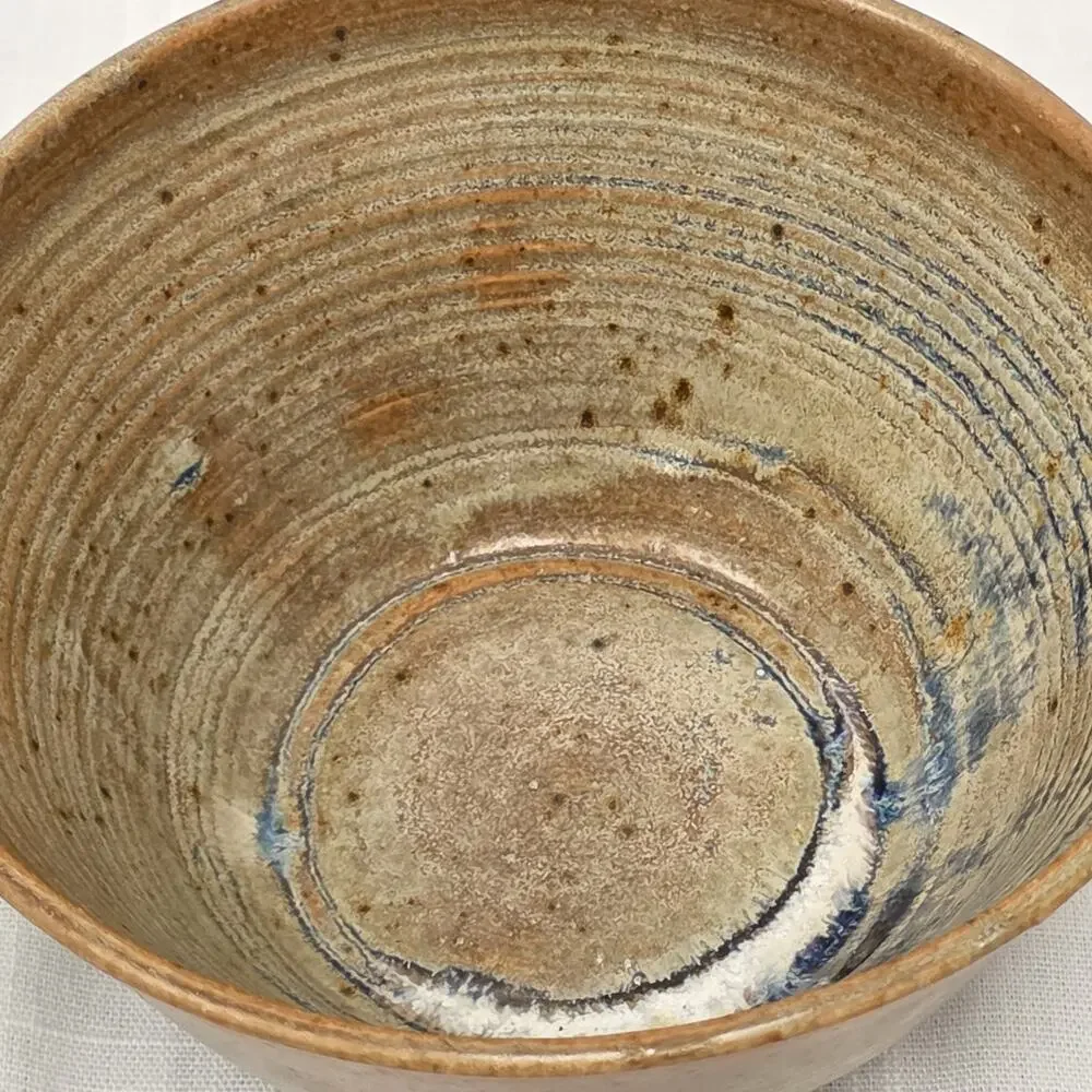 Signed Studio Art Pottery Stoneware Bowl Blue Brown Speckled Glaze 5.5